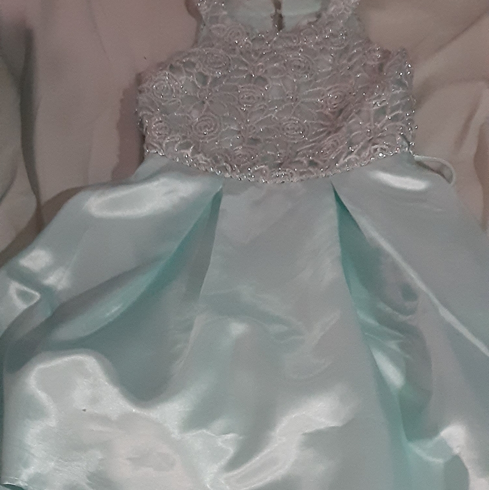 Girls size 14 speechless mint dress